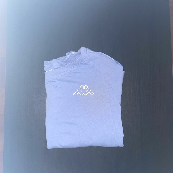 Excellent Condition Lavender/light Blue Kappa crop - Picture 2 of 3